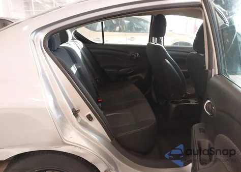 2019 Nissan Versa 1.6 Sv z USA, uszkodzony, nr VIN 3N1CN7AP5KL843901